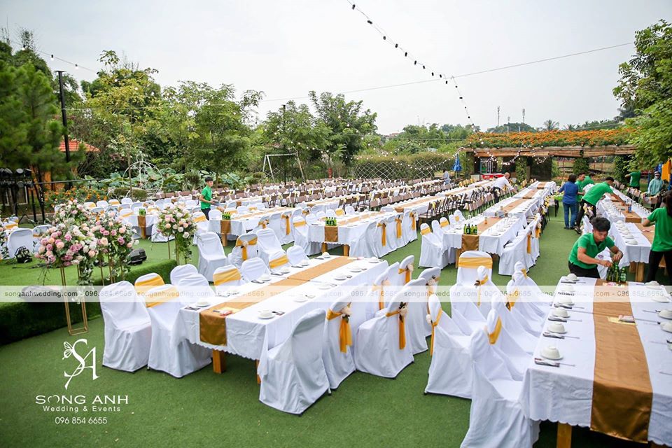 trang trí tiệc cưới ngoài trời tại Hà Nội